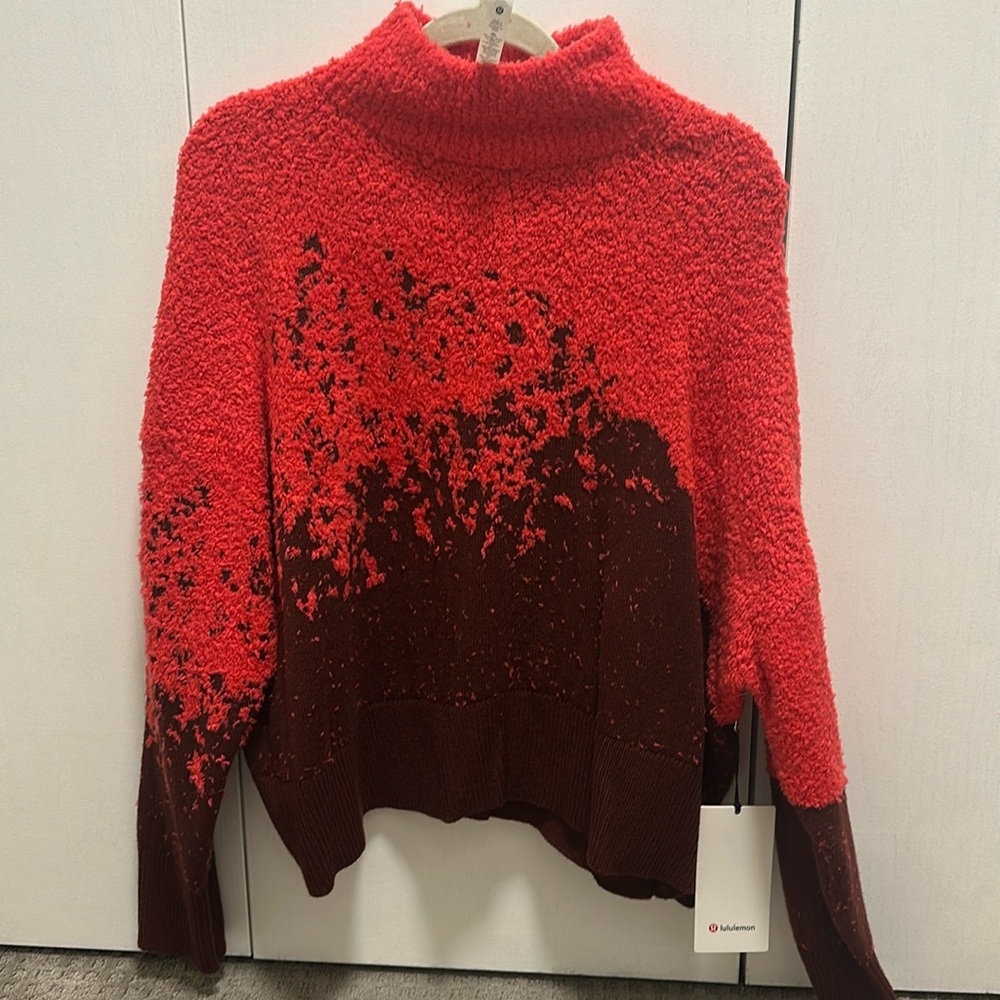 Lululemon sweater